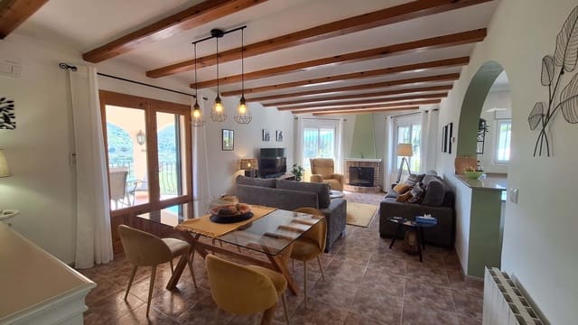 2 slaapkamer Villa te koop in Alcalalí / Alcanalí - € 450.000 (Ref: 9885302)