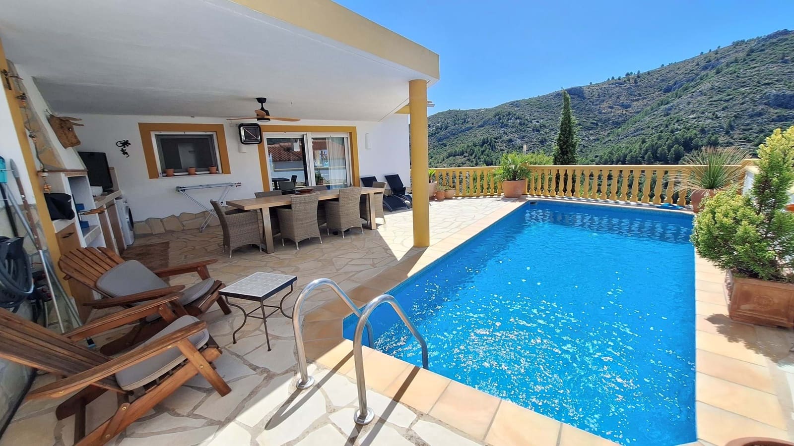 3 soveværelse Villa til salg i Pedreguer med swimmingpool - € 500.000 (Ref: 9906588)