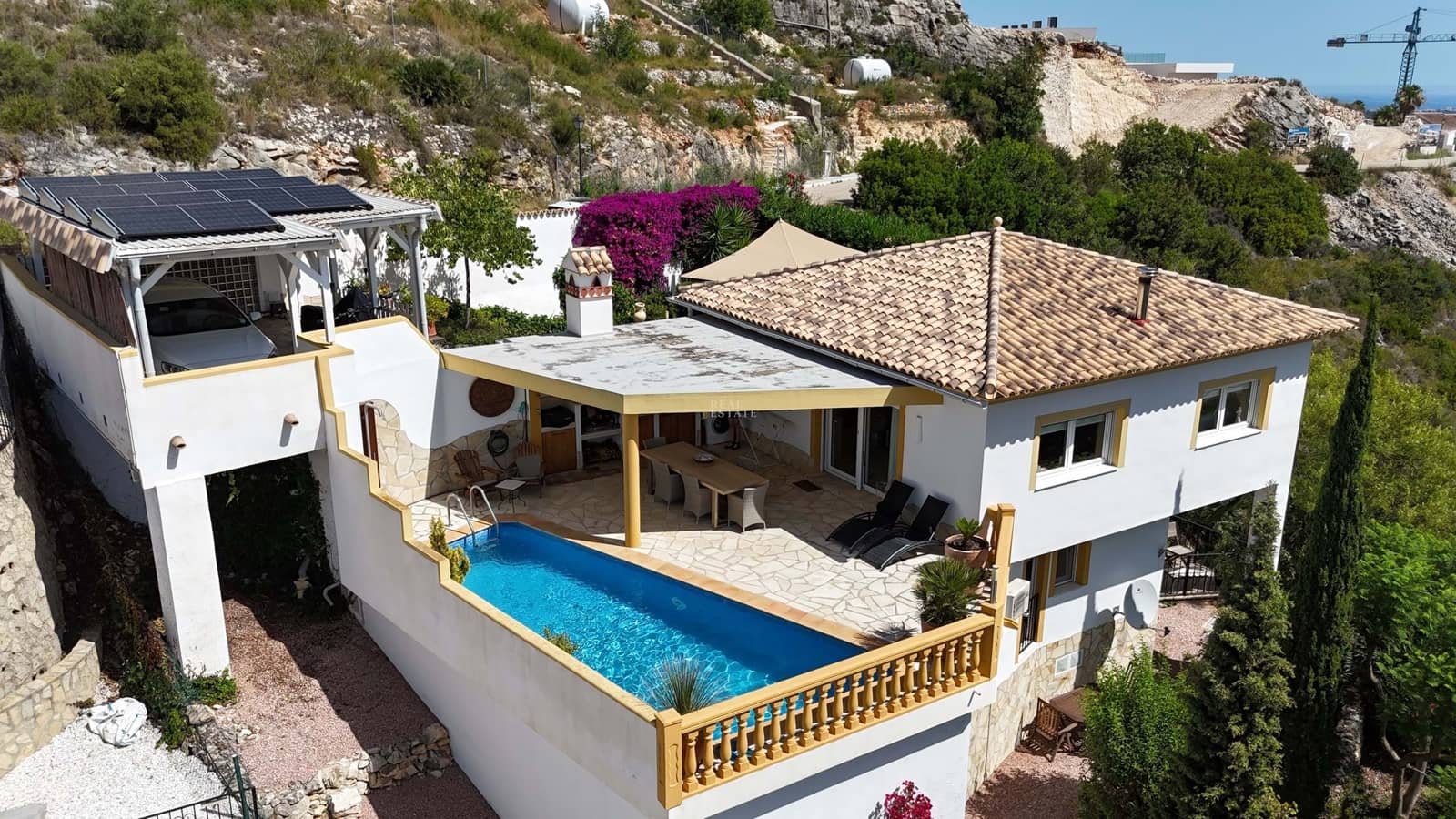 3 soveværelse Villa til salg i Pedreguer med swimmingpool - € 500.000 (Ref: 9906588)