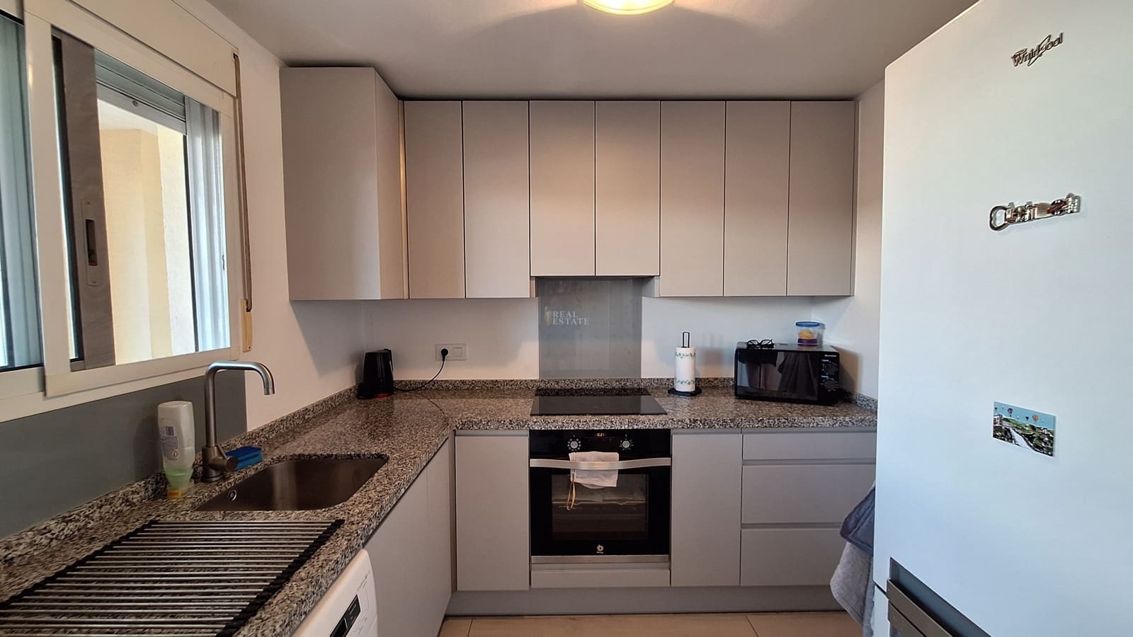 2 makuuhuone Huoneisto myytävänä paikassa Denia mukana uima-altaan 
autotalli - 279 950 € (Ref: 9906589)