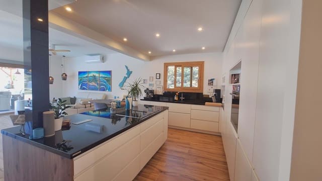 3 bedroom Villa for sale in Javea / Xàbia with pool - € 840,000 (Ref: 9918922)