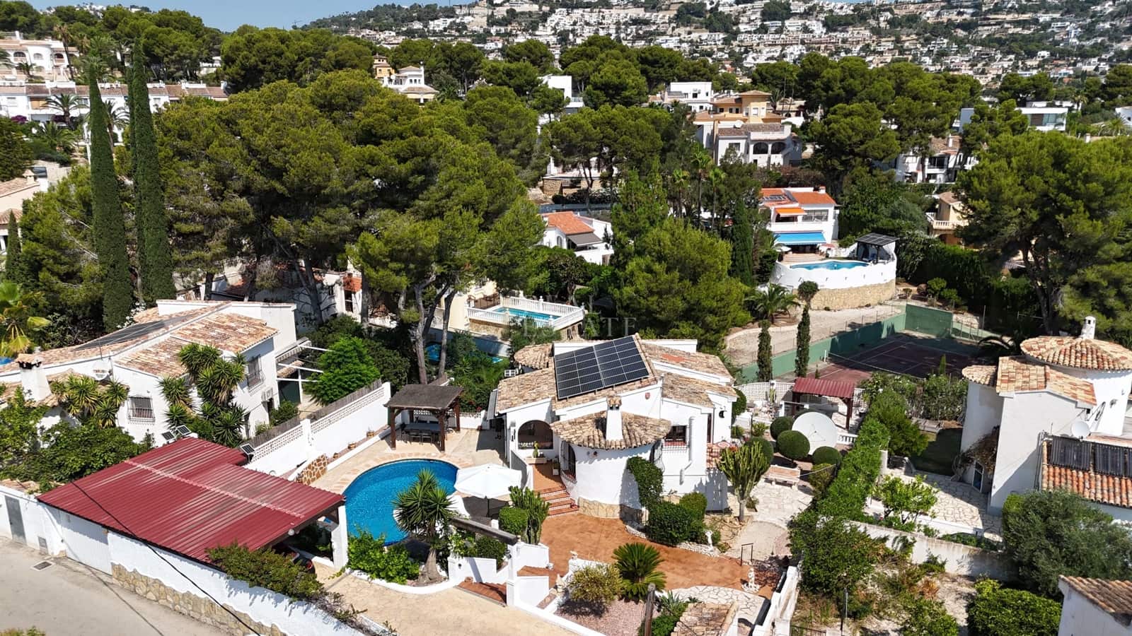 4 soveværelse Villa til salg i Moraira med swimmingpool garage - € 650.000 (Ref: 9938758)