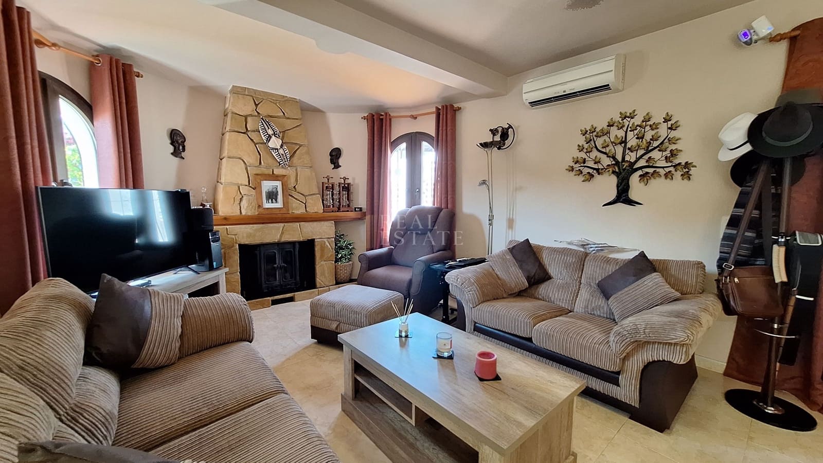 4 soveværelse Villa til salg i Moraira med swimmingpool garage - € 650.000 (Ref: 9938758)