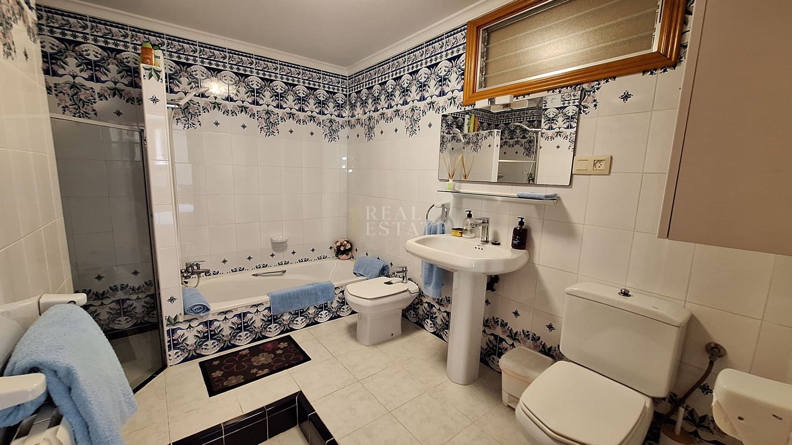 4 soveværelse Villa til salg i Moraira med swimmingpool garage - € 650.000 (Ref: 9938758)