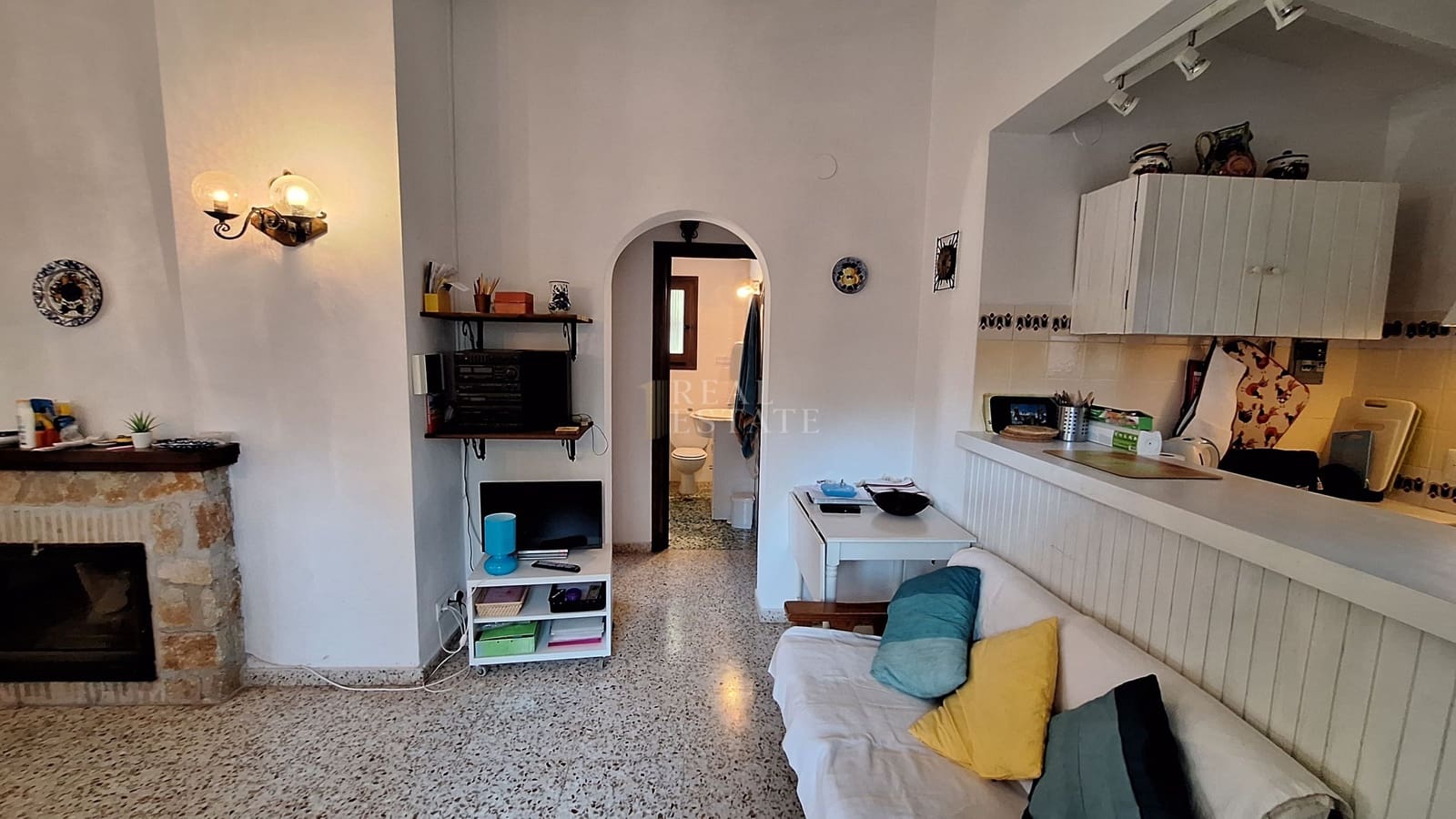 2 bedroom Villa for sale in Moraira with pool - € 425,000 (Ref: 9939140)