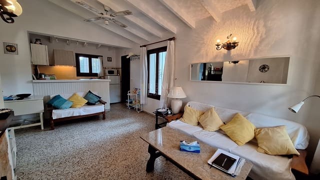 2 bedroom Villa for sale in Moraira, Teulada-Moraira with pool - € 425,000 (Ref: 9939140)