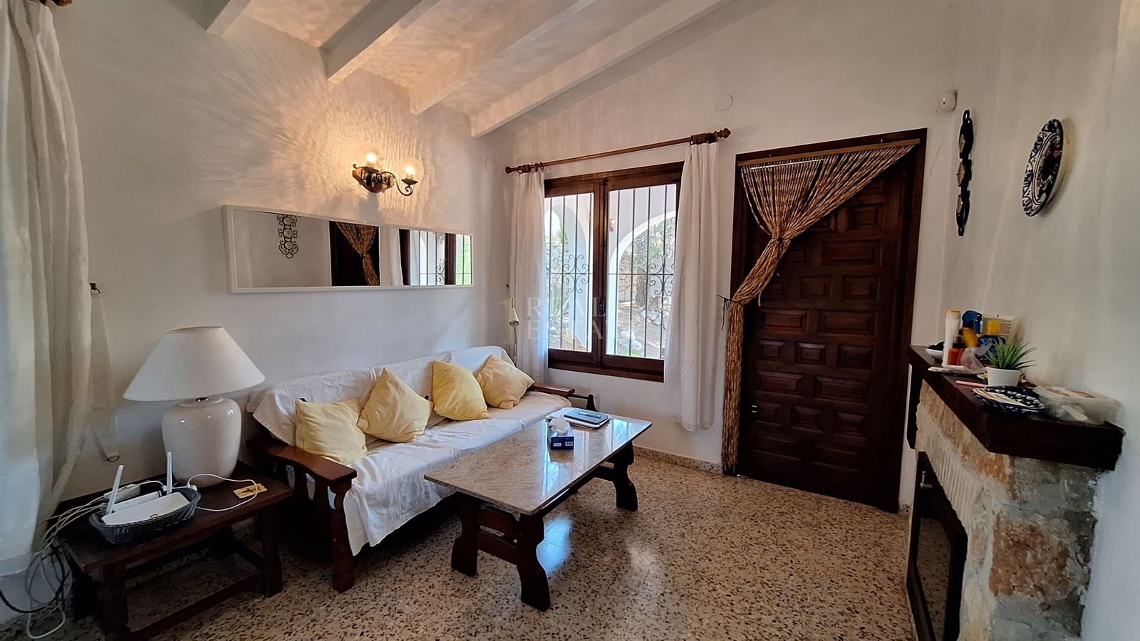2 bedroom Villa for sale in Moraira with pool - € 425,000 (Ref: 9939140)