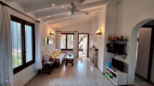 2 bedroom Villa for sale in Moraira, Teulada-Moraira with pool - € 425,000 (Ref: 9939140)