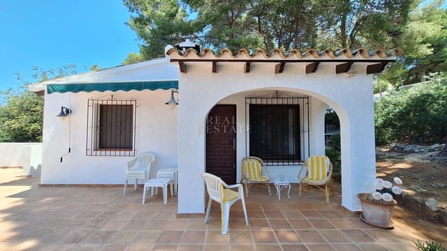 2 bedroom Villa for sale in Moraira, Teulada-Moraira with pool - € 425,000 (Ref: 9939140)