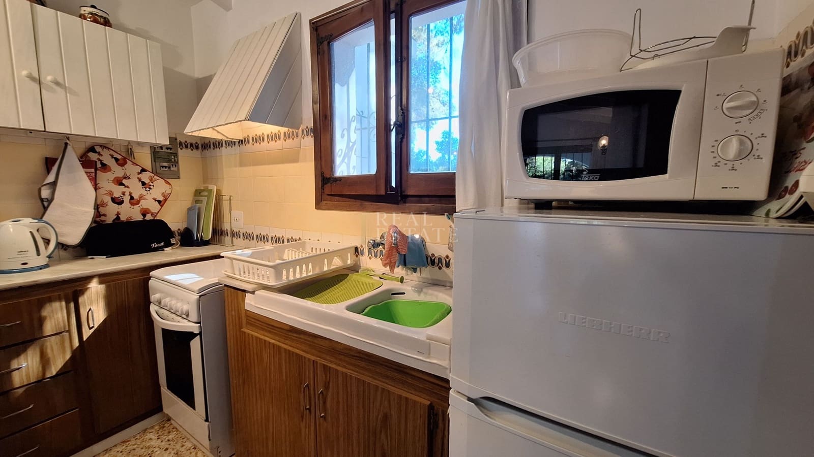 2 bedroom Villa for sale in Moraira with pool - € 425,000 (Ref: 9939140)