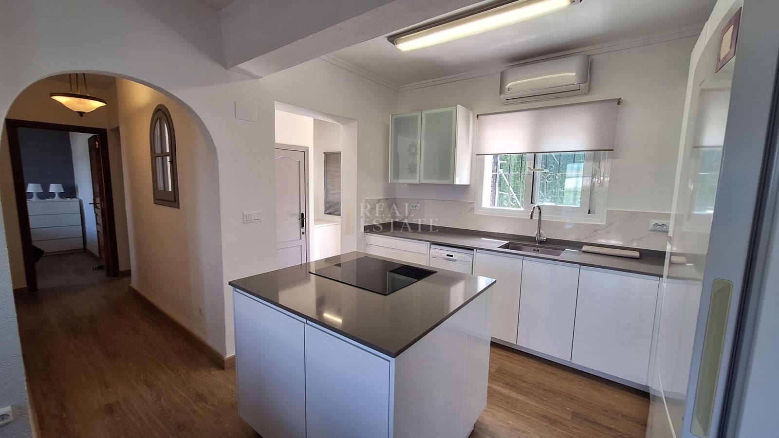 3 bedroom Villa for sale in Denia with pool - € 345,000 (Ref: 9961751)