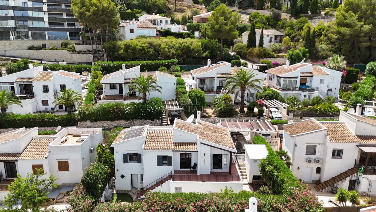 3 bedroom Villa for sale in Denia with pool - € 345,000 (Ref: 9961751)