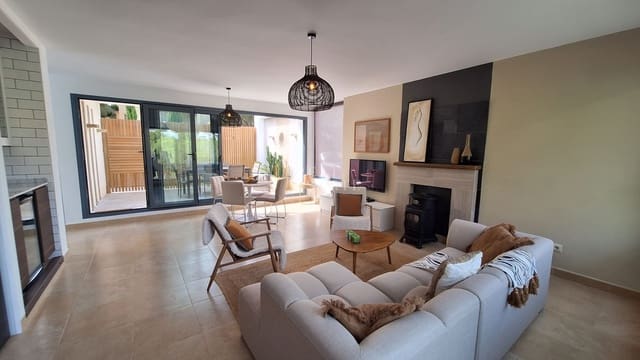 Chalet de 3 habitaciones en Altea en venta con piscina - 529.000 € (Ref: 9972315)