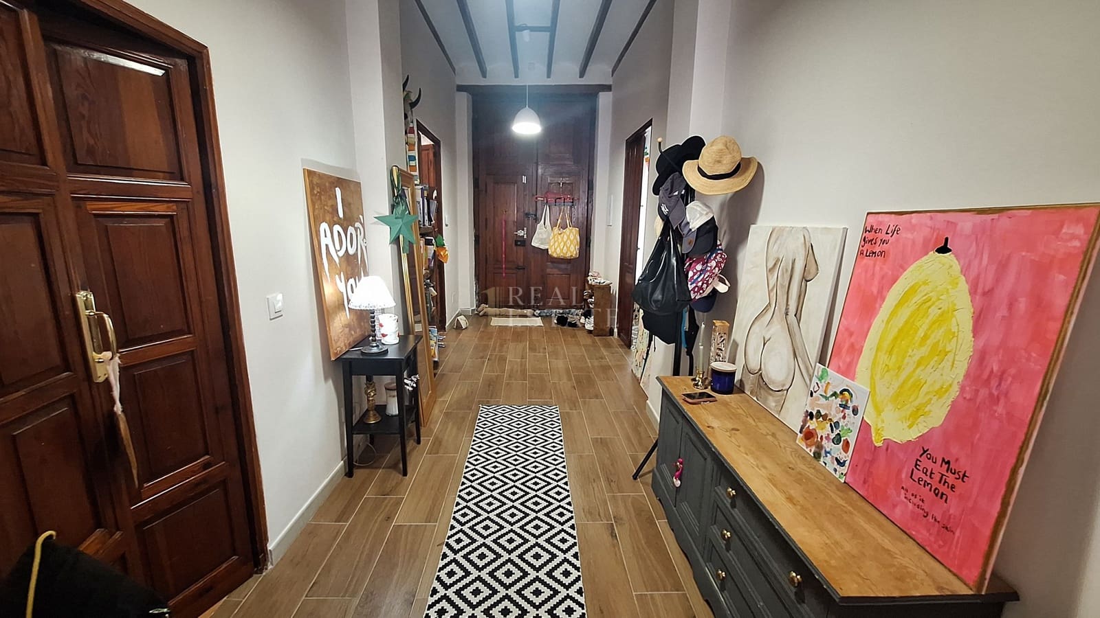 Casa de 3 habitaciones en Tormos en venta - 255.000 € (Ref: 9976584)