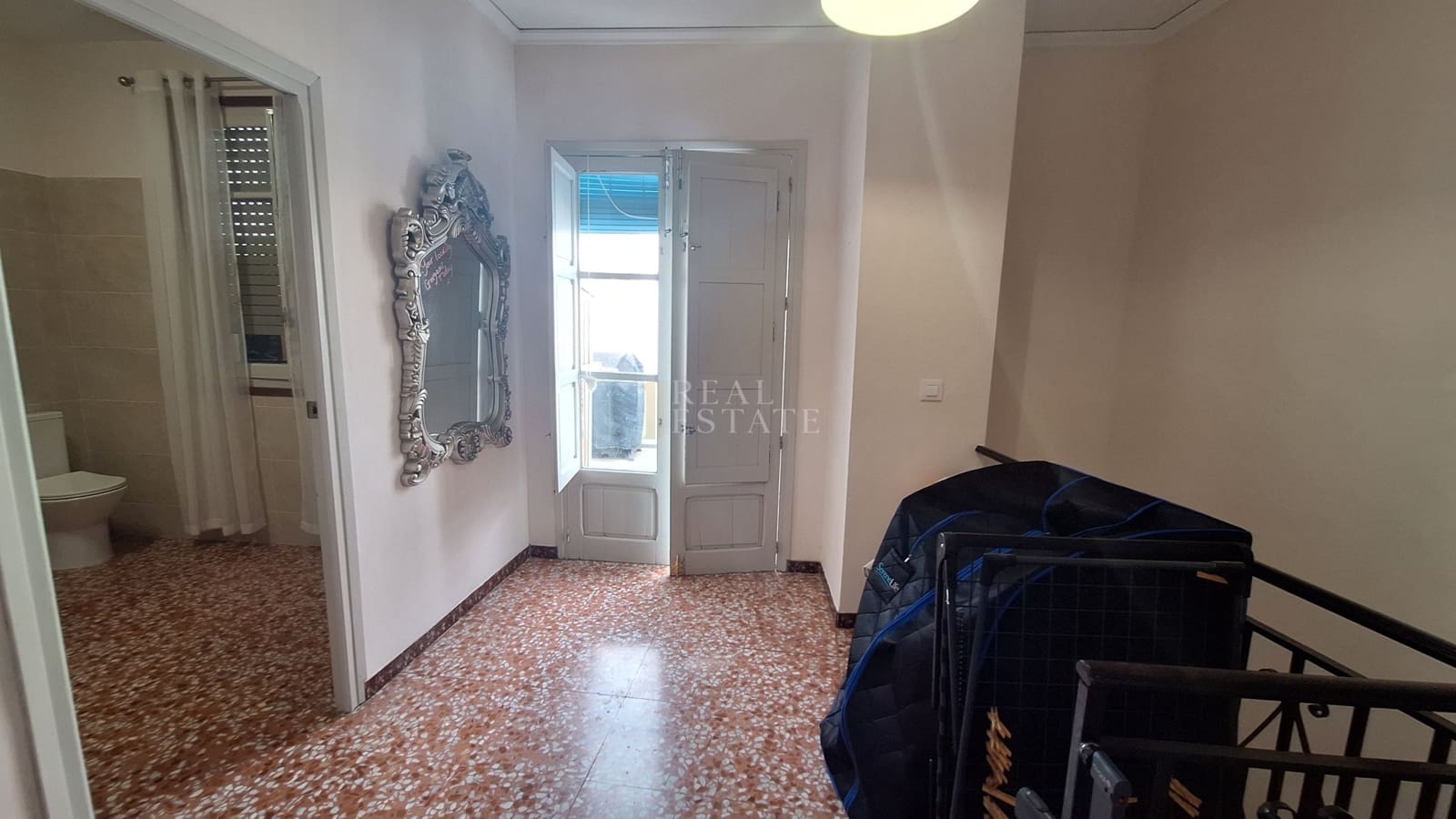 Casa de 3 habitaciones en Tormos en venta - 255.000 € (Ref: 9976584)