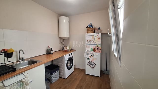 Casa de 3 habitaciones en Tormos en venta - 255.000 € (Ref: 9976584)