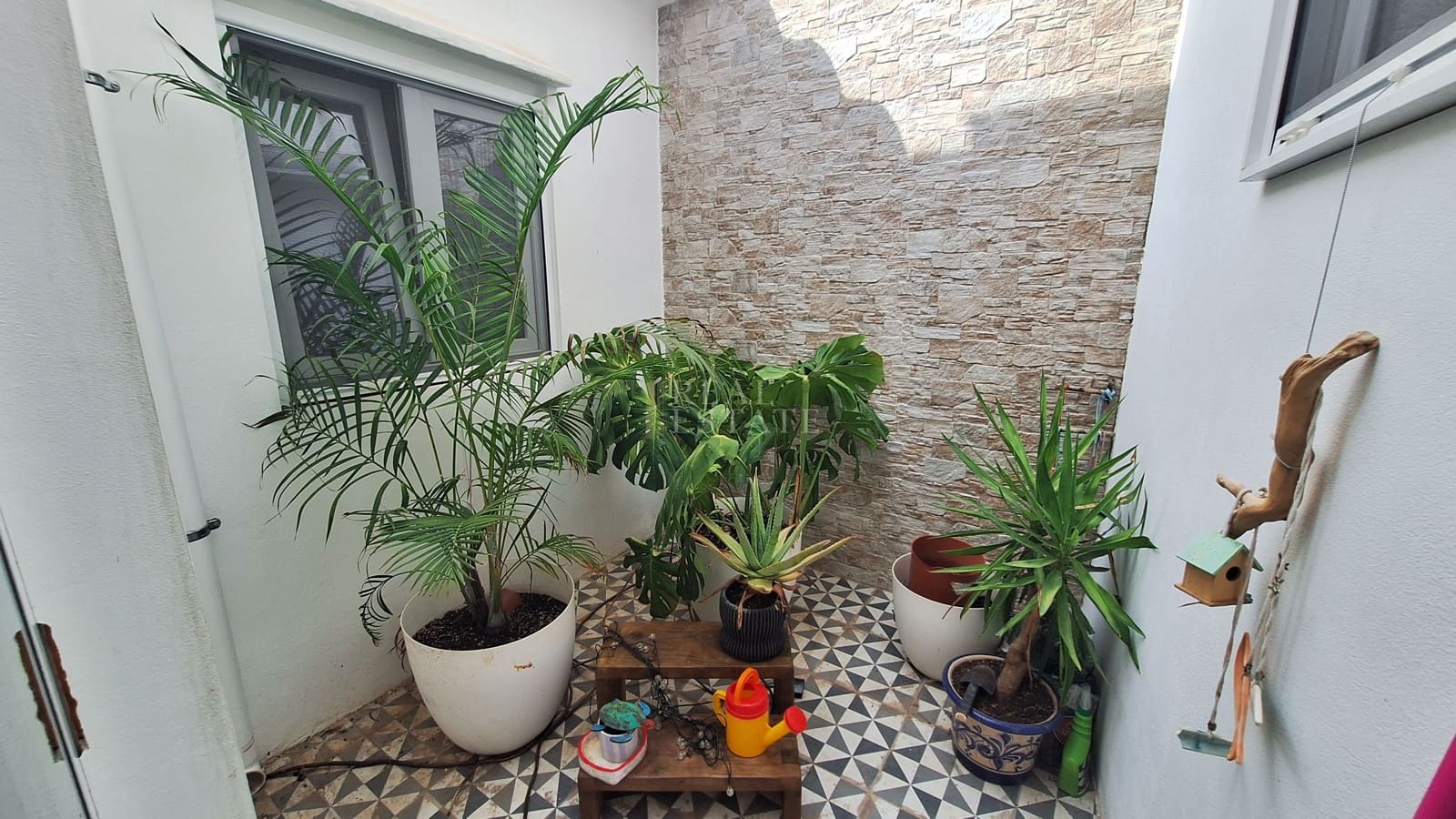 Casa de 3 habitaciones en Tormos en venta - 255.000 € (Ref: 9976584)