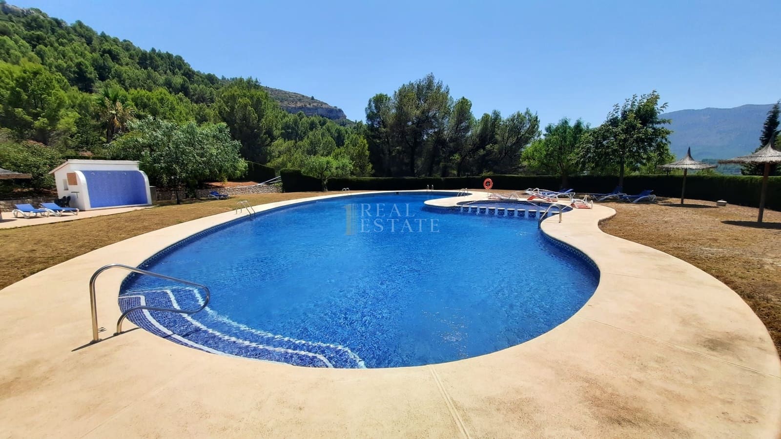 2 camera da letto Villa in vendita in Murla con piscina garage - 225.000 € (Rif: 9989385)