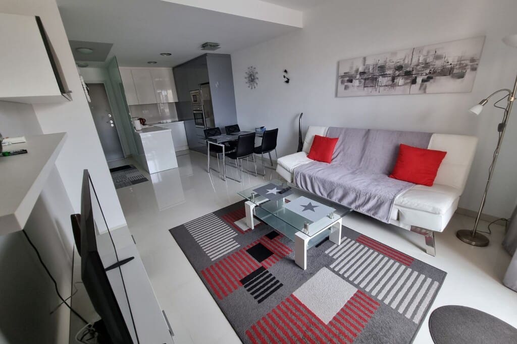 2 bedroom Apartment for sale in Mil Palmeras with pool - € 244,900 (Ref: 10022148)