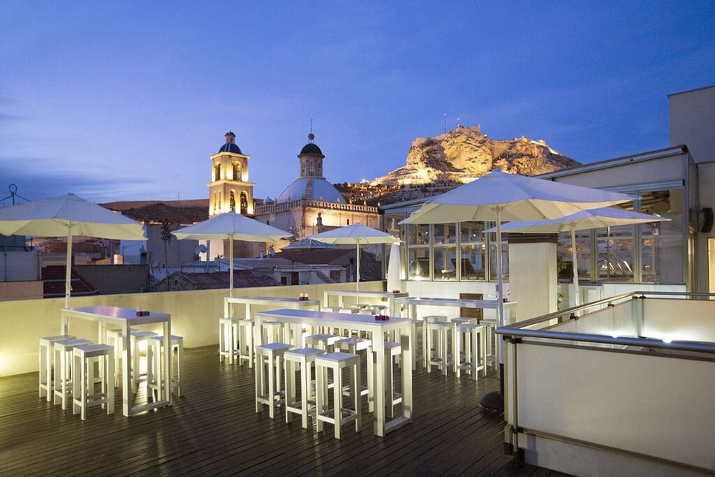 2 Zimmer Villa zu verkaufen in El Campello mit Pool - 585.000 € (Ref: 10075455)