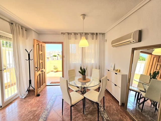 3 slaapkamer Huis te huur in La Zenia, Orihuela met zwembad - € 1.000 (Ref: 10077765)