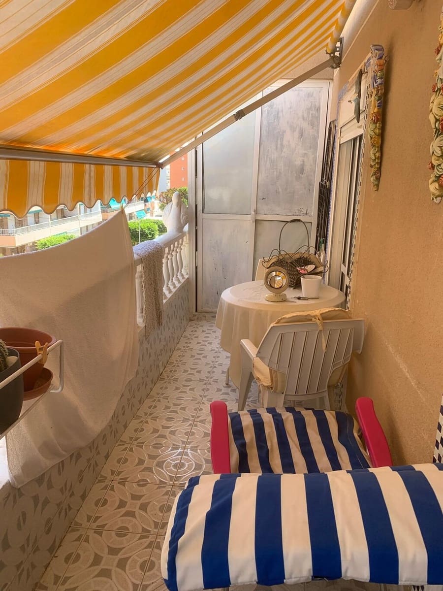 2 soveværelse Lejlighed til salg i Punta Prima med swimmingpool - € 155.000 (Ref: 10115535)