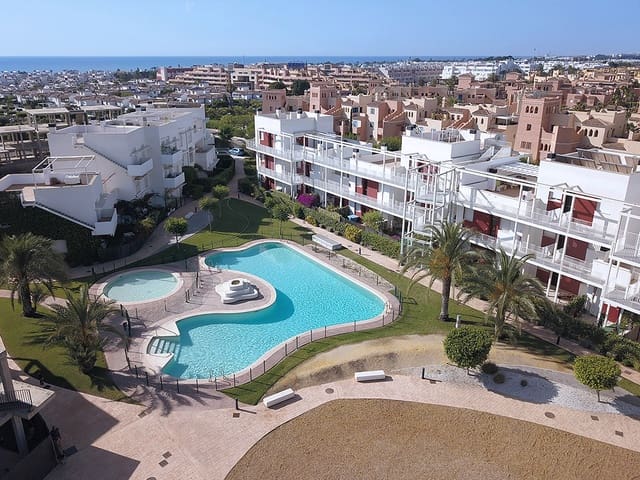 Ático de 3 habitaciones en Vera en venta con piscina garaje - 325.500 € (Ref: 10128245)