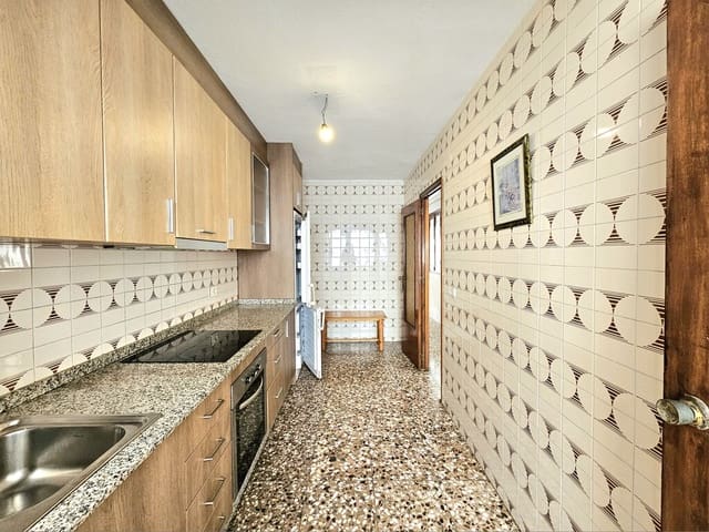 3 camera da letto Appartamento in vendita in Torrevieja con garage - 198.000 € (Rif: 10146413)