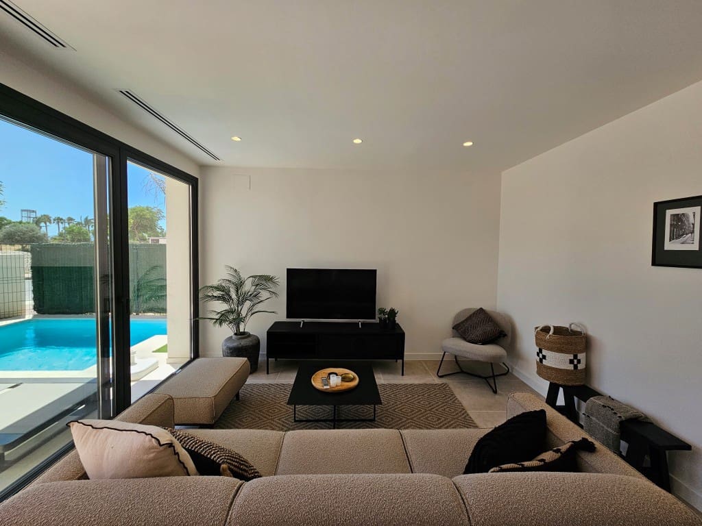 3 bedroom Villa for sale in Torre-Pacheco with pool garage - € 499,900 (Ref: 8549652)