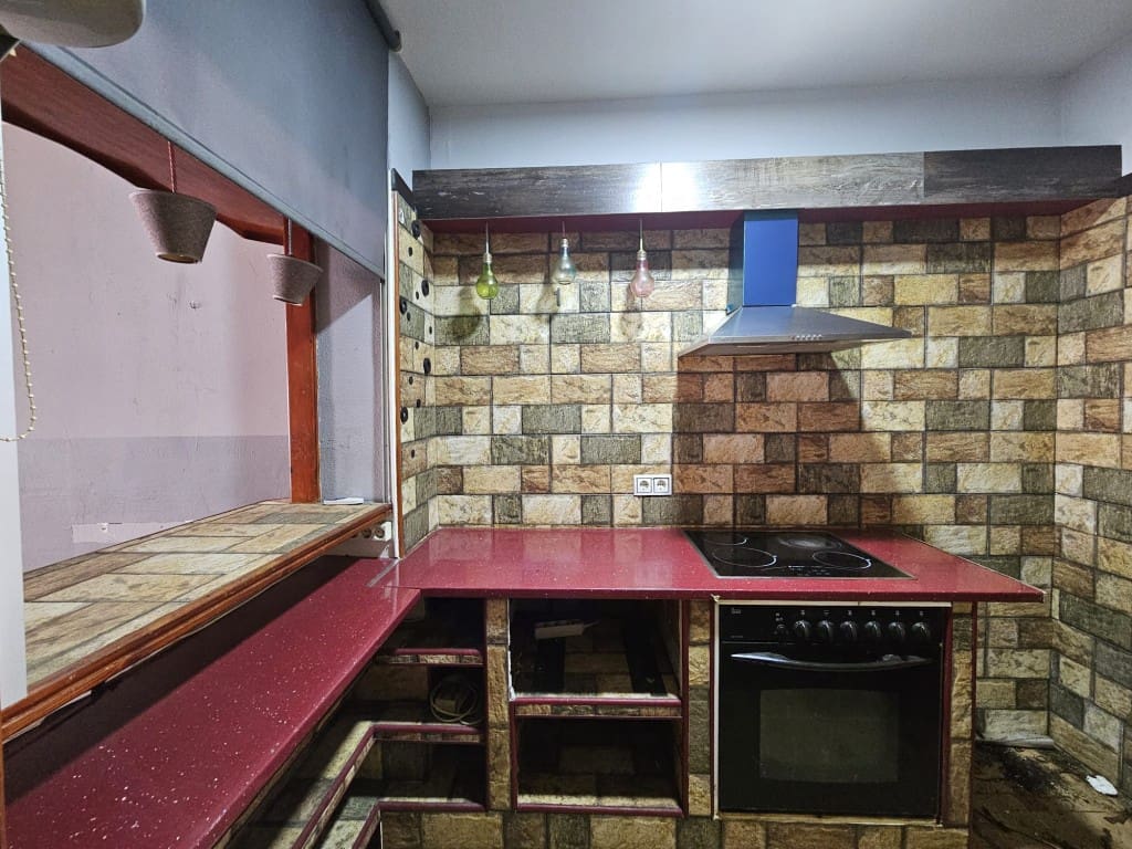 3 makuuhuone Huoneisto myytävänä paikassa Torrevieja mukana 
autotalli - 139 900 € (Ref: 9130311)