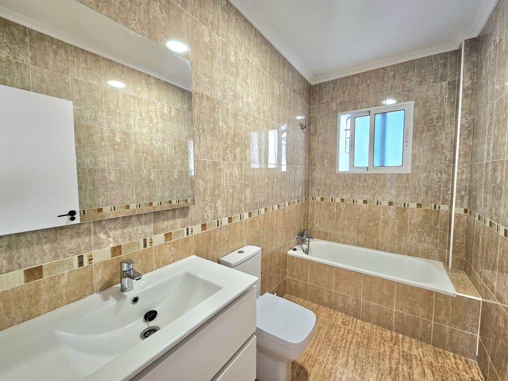 2 bedroom Apartment for sale in Castalla with pool garage - € 132,000 (Ref: 9209133)