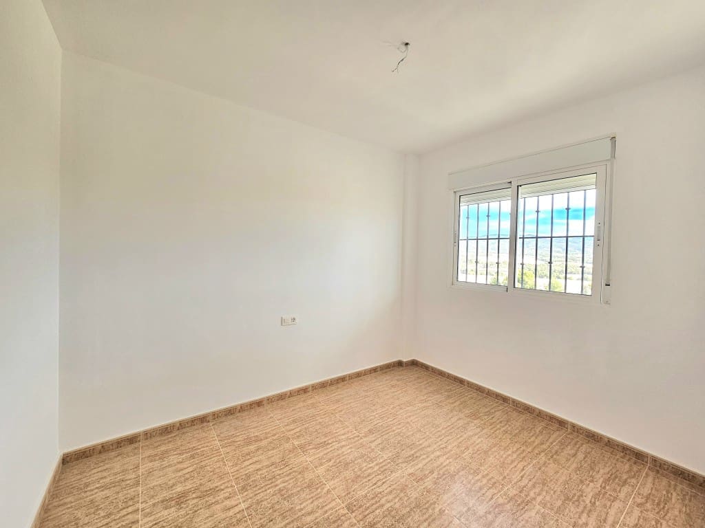 2 bedroom Apartment for sale in Castalla with pool garage - € 132,000 (Ref: 9209133)