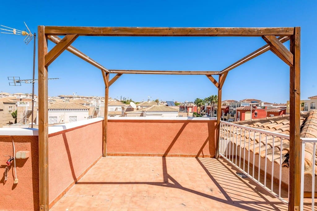 2 bedroom Bungalow for sale in Torrevieja - € 184,900 (Ref: 9321672)