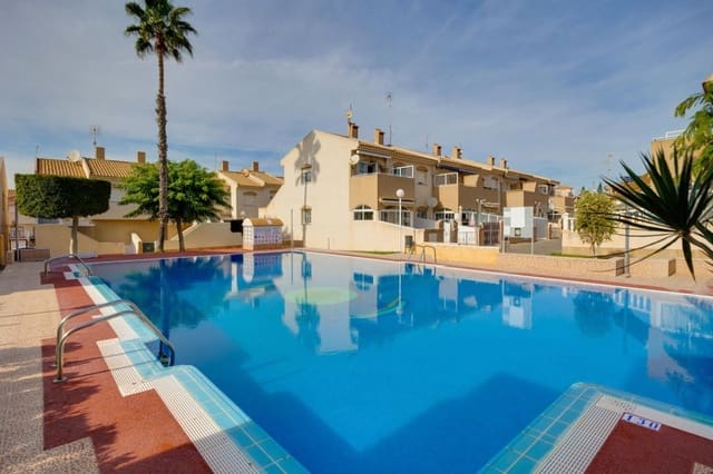 2 makuuhuone Bungalow myytävänä paikassa Torrevieja mukana uima-altaan - 139 999 € (Ref: 9378782)
