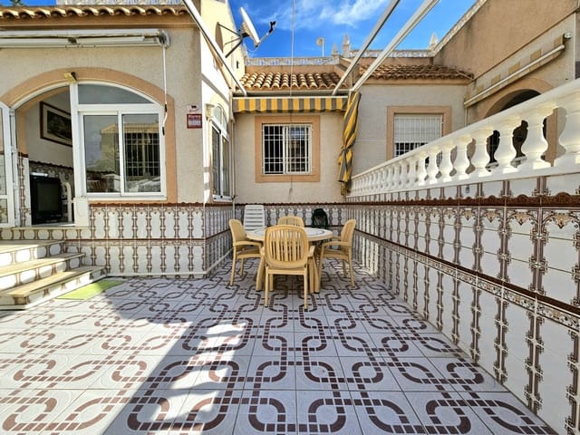 2 slaapkamer Huis te koop in Torrevieja met zwembad - € 136.000 (Ref: 9378783)