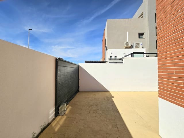3 sypialnia Dom na sprzedaż w Torrevieja z basenem - 249 900 € (Ref: 9382406)