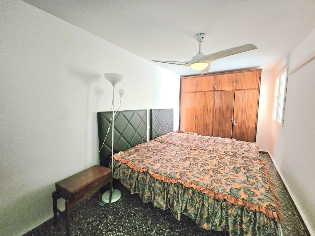 3 bedroom Apartment for rent in Torrevieja - € 1,100 (Ref: 9453132)