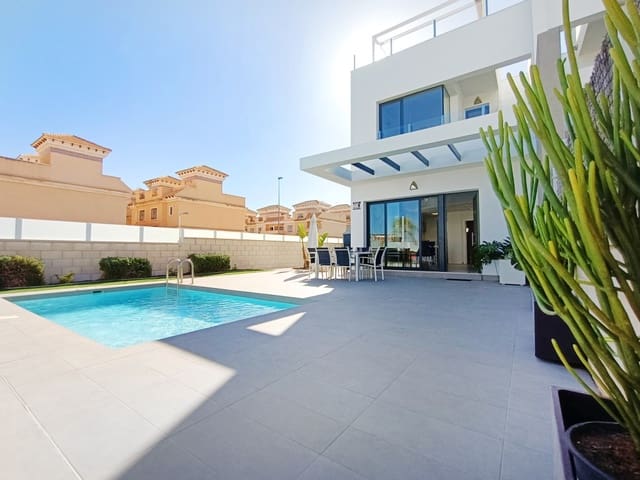 3 slaapkamer Huis te koop in Villamartin, Orihuela met zwembad garage - € 410.000 (Ref: 9478664)