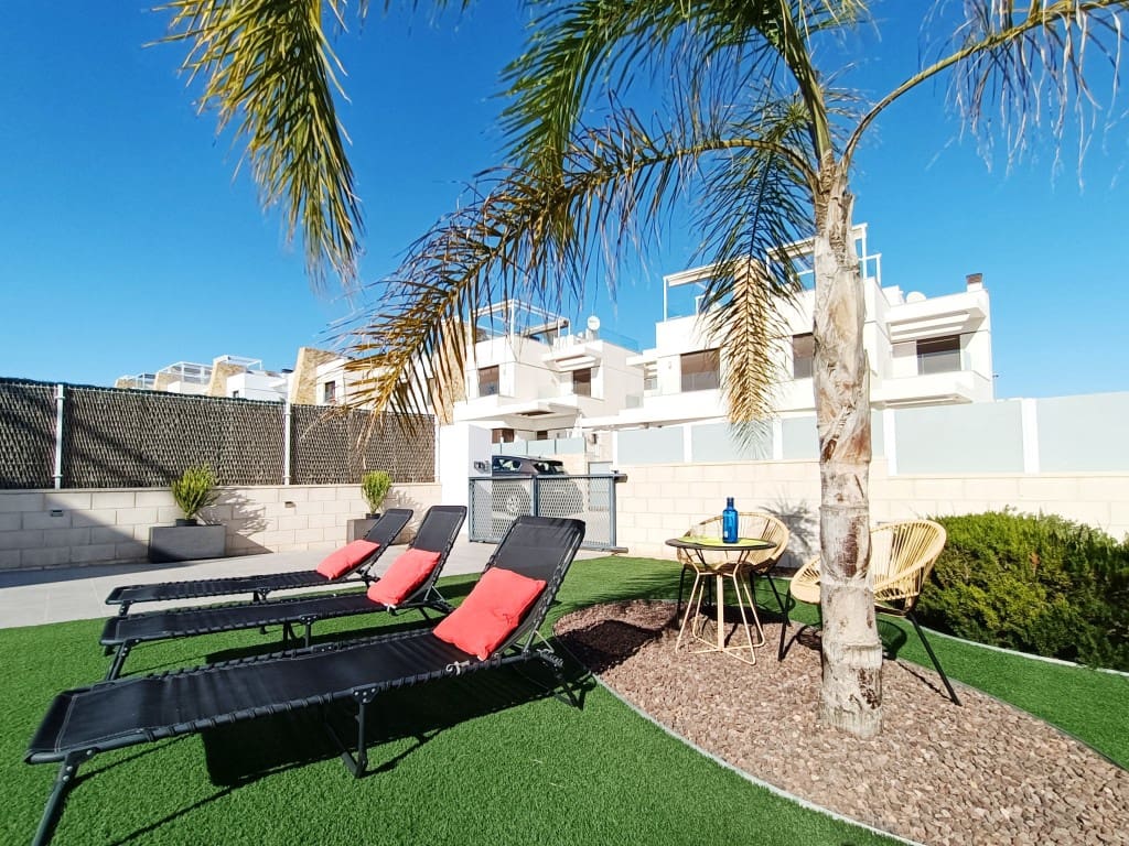 3 slaapkamer Huis te koop in Villamartin met zwembad garage - € 410.000 (Ref: 9478664)