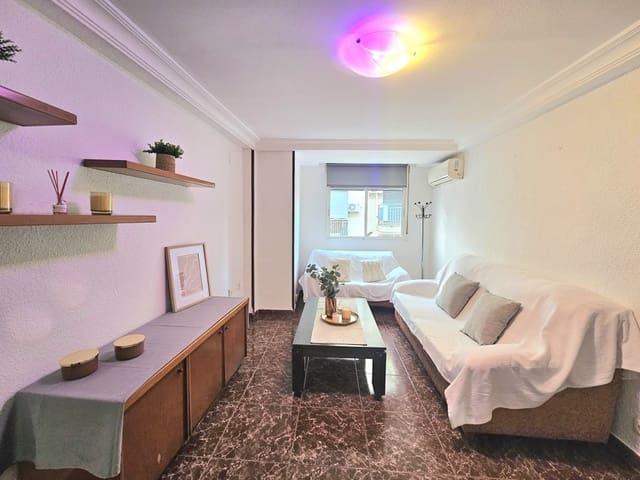 2 bedroom Apartment for sale in Torrevieja - € 119,900 (Ref: 9485582)