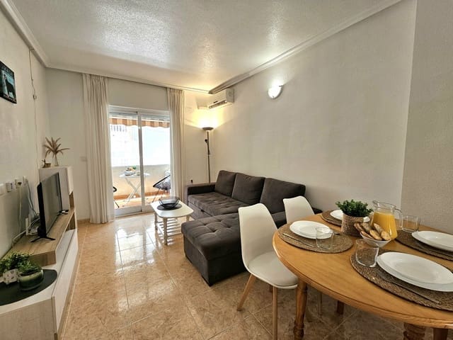 2 slaapkamer Appartement te huur in Torrevieja met zwembad - € 800 (Ref: 9530181)