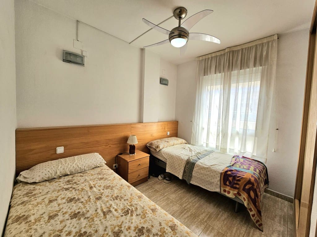 2 sovrum Lägenhet till salu i Torrevieja - 144 900 € (Ref: 9533635)