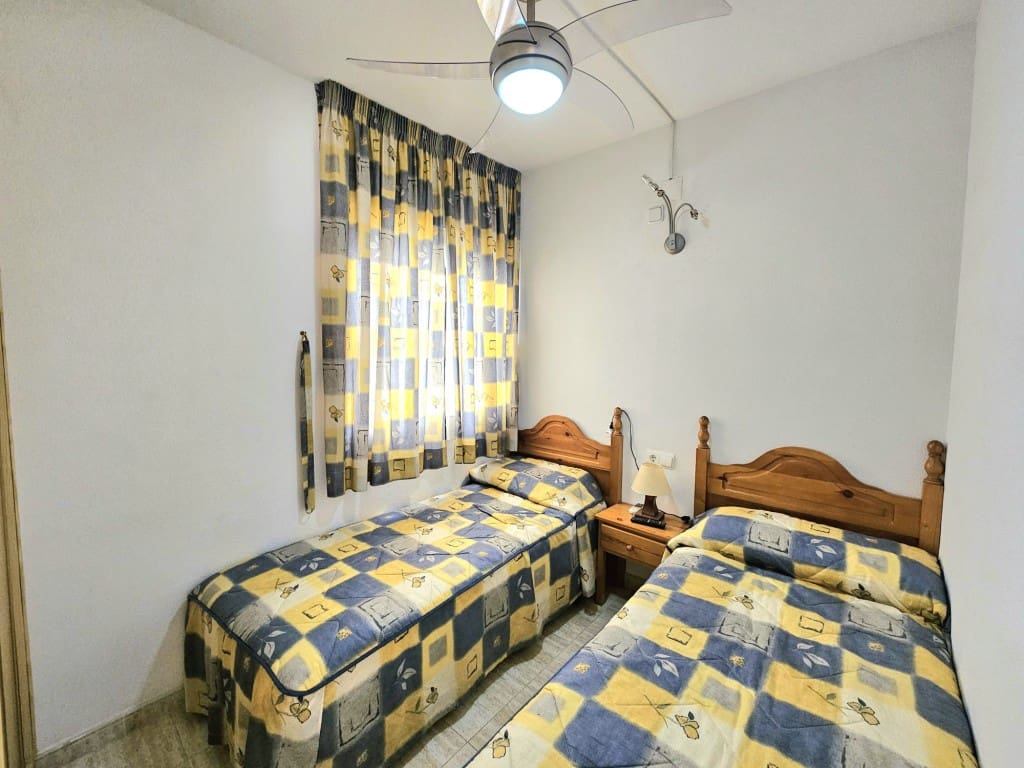 2 sovrum Lägenhet till salu i Torrevieja - 144 900 € (Ref: 9533635)