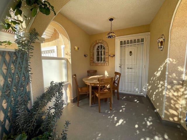 2 quarto Apartamento para venda em Aguas Nuevas, Torrevieja com piscina - 185 000 € (Ref: 9770390)