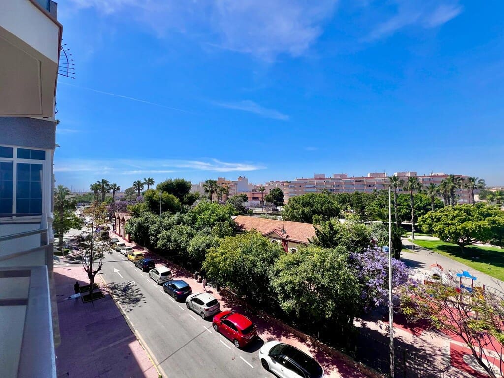 2 soverom Leilighet til salgs i Torrevieja - € 149 700 (Ref: 9851618)