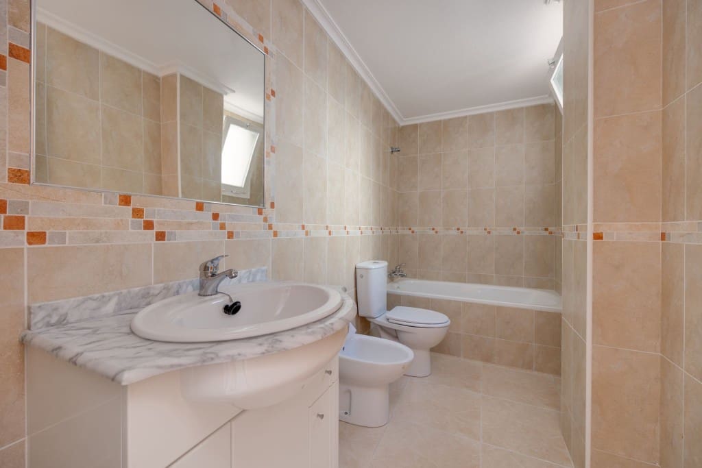 Apartment for sale in San Fulgencio with pool - € 82,000 (Ref: 9861697)
