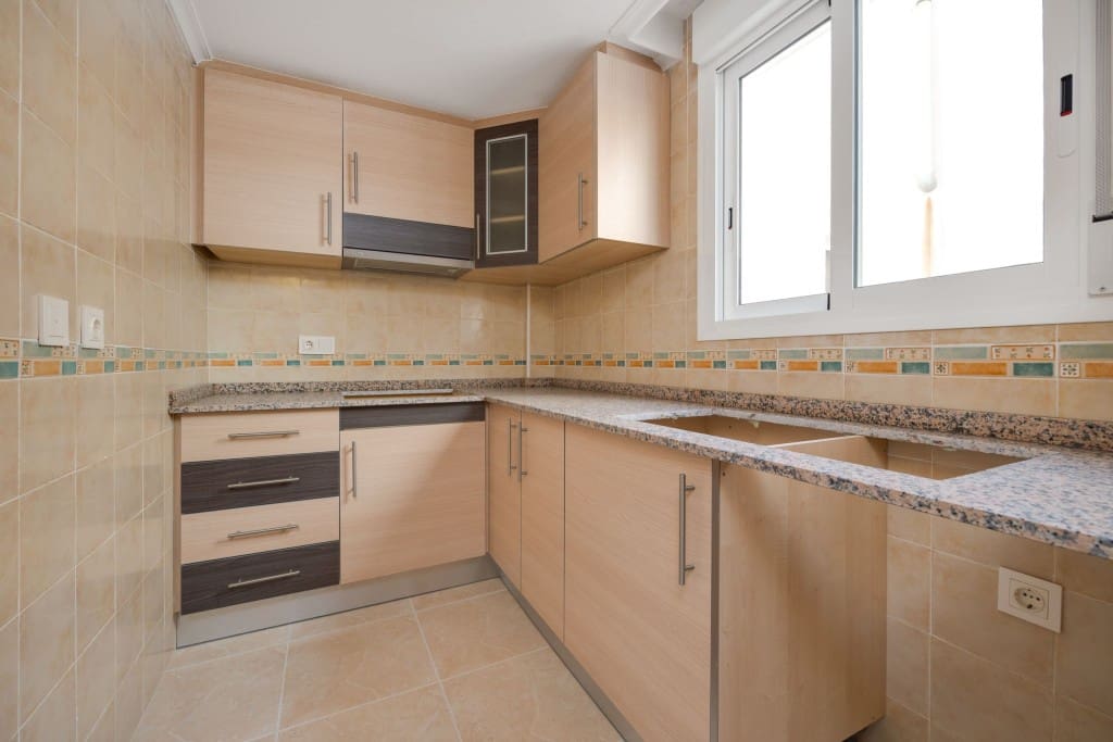 Apartment for sale in San Fulgencio with pool - € 82,000 (Ref: 9861697)