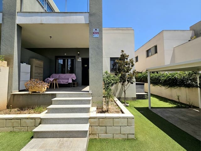 3 bedroom Townhouse for sale in Torrevieja with pool garage - € 319,900 (Ref: 9957605)