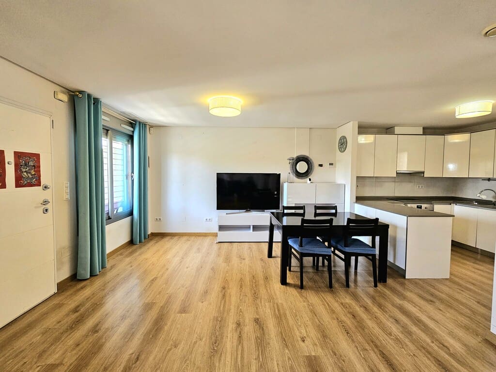 3 slaapkamer Halfvrijstaande villa te koop in Torrevieja met zwembad garage - € 320.000 (Ref: 9957605)