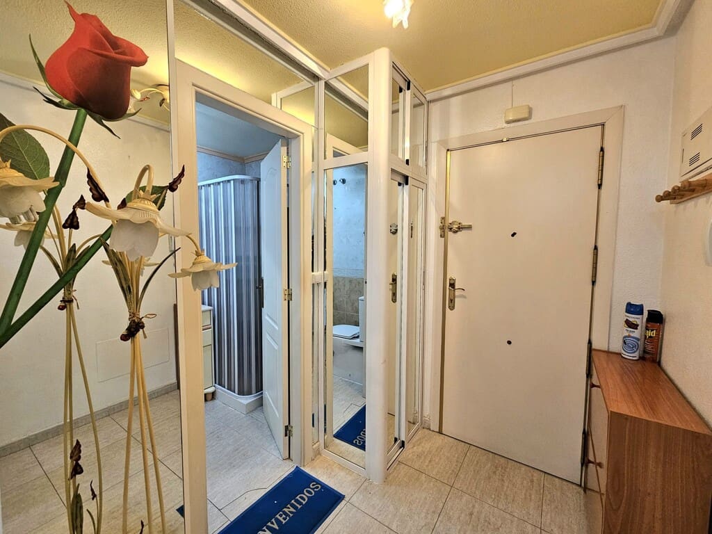 2 soveværelse Lejlighed til salg i Torrevieja - € 156.000 (Ref: 9964911)